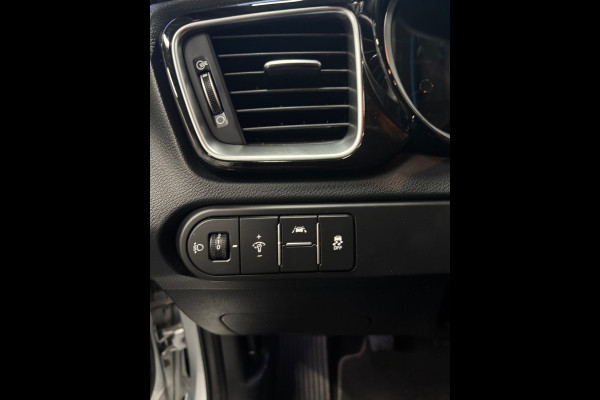 Kia Ceed Sportswagon 1.0 T-GDi DynamicPlusLine Navi | Clima |Camera |Stoel / Stuur verwarming Kia Ceed Sportswagon 1.0 T-GDi DynamicPlusLine Navi | Clima |Camera |Stoel / Stuur verwarming