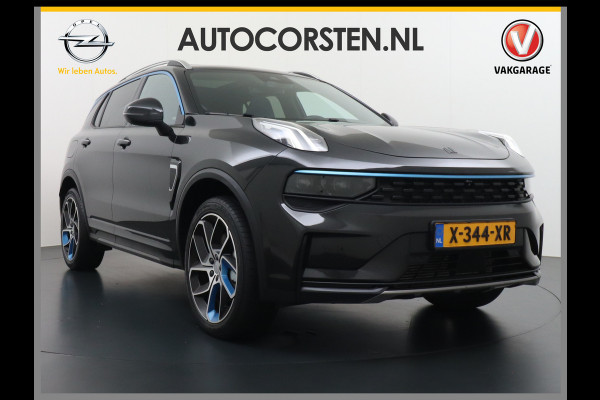 Lynk & Co 01 AUT-7 261pk PHEV Zwarte-Hemel Pano-Schuifdak Lmv 20" 360°Camera Apple Carplay Android Auto Adap.Cruise Navi Pdc Ecc Keyless Led  Elek.Memory.Stoel File assistent Dodehoek detector Elektrisch bedienbare achterklep Rijstrooksensor Wifi Verkeersbord detectie 425Nm koppel 3,7kw laadvermogen 1.800KG-Trekvermogen! €44.880 Nieuwprijs 1e Eigenaar Origineel NLse auto!