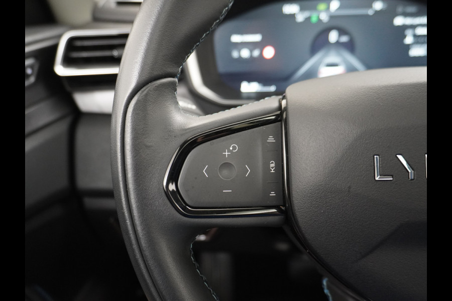 Lynk & Co 01 1.5 PHEV AUT-7 261pk Pano-Schuifdak Lmv 20" 360°Camera Apple Carplay Android Auto Adap.Cruise Navi Pdc Ecc Keyless Led Plug-In H Elek.Memory.Stoel File assistent Dodehoek detector Elektrisch bedienbare achterklep Rijstrooksensor Wifi Verkeersbord detectie 425Nm koppel 3,7kw laadvermogen €44.882 Nieuwprijs 1e Eigenaar Origineel NLse auto! Lynk & Co 01 1.5 PHEV AUT-7 261pk Pano-Schuifdak Lmv 20" 360°Camera Apple Carplay Android Auto Adap.Cruise Navi Pdc Ecc Keyless Led Plug-In H Elek.Memory.Stoel File assistent Dodehoek detector Elektrisch bedienbare achterklep Rijstrooksensor Wifi Verkeersbord detectie 425Nm koppel 3,7kw laadvermogen €44.882 Nieuwprijs 1e Eigenaar Origineel NLse auto!