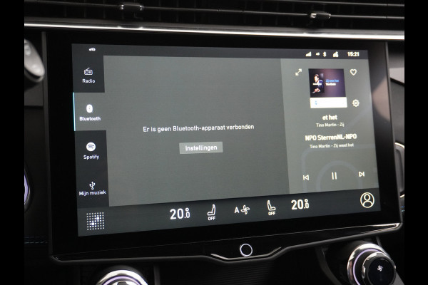 Lynk & Co 01 1.5 PHEV AUT-7 261pk Zwarte hemelbekleding Pano-Schuifdak Lmv 20" 360°Camera Apple Carplay Android Auto Adap.Cruise Navi Pdc Ecc Elek.Memory.Stoel File assistent Dodehoek detector Elektrisch bedienbare achterklep Rijstrooksensor Wifi Verkeersbord detectie 425Nm koppel 3,7kw laadvermogen €44.882 Nieuwprijs 1e Eigenaar Origineel NLse auto! Lynk & Co 01 1.5 PHEV AUT-7 261pk Zwarte hemelbekleding Pano-Schuifdak Lmv 20" 360°Camera Apple Carplay Android Auto Adap.Cruise Navi Pdc Ecc Elek.Memory.Stoel File assistent Dodehoek detector Elektrisch bedienbare achterklep Rijstrooksensor Wifi Verkeersbord detectie 425Nm koppel 3,7kw laadvermogen €44.882 Nieuwprijs 1e Eigenaar Origineel NLse auto!