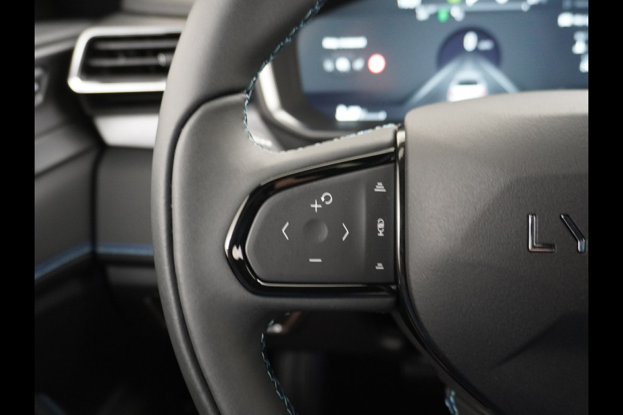 Lynk & Co 01 1.5 PHEV AUT-7 261pk Zwarte hemelbekleding Pano-Schuifdak Lmv 20" 360°Camera Apple Carplay Android Auto Adap.Cruise Navi Pdc Ecc Elek.Memory.Stoel File assistent Dodehoek detector Elektrisch bedienbare achterklep Rijstrooksensor Wifi Verkeersbord detectie 425Nm koppel 3,7kw laadvermogen €44.882 Nieuwprijs 1e Eigenaar Origineel NLse auto! Lynk & Co 01 1.5 PHEV AUT-7 261pk Zwarte hemelbekleding Pano-Schuifdak Lmv 20" 360°Camera Apple Carplay Android Auto Adap.Cruise Navi Pdc Ecc Elek.Memory.Stoel File assistent Dodehoek detector Elektrisch bedienbare achterklep Rijstrooksensor Wifi Verkeersbord detectie 425Nm koppel 3,7kw laadvermogen €44.882 Nieuwprijs 1e Eigenaar Origineel NLse auto!
