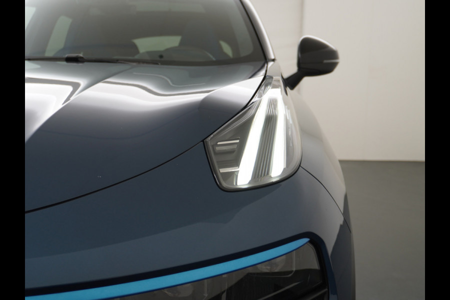 Lynk & Co 01 1.5 PHEV AUT-7 261pk Zwarte hemelbekleding Pano-Schuifdak Lmv 20" 360°Camera Apple Carplay Android Auto Adap.Cruise Navi Pdc Ecc Elek.Memory.Stoel File assistent Dodehoek detector Elektrisch bedienbare achterklep Rijstrooksensor Wifi Verkeersbord detectie 425Nm koppel 3,7kw laadvermogen €44.882 Nieuwprijs 1e Eigenaar Origineel NLse auto! Lynk & Co 01 1.5 PHEV AUT-7 261pk Zwarte hemelbekleding Pano-Schuifdak Lmv 20" 360°Camera Apple Carplay Android Auto Adap.Cruise Navi Pdc Ecc Elek.Memory.Stoel File assistent Dodehoek detector Elektrisch bedienbare achterklep Rijstrooksensor Wifi Verkeersbord detectie 425Nm koppel 3,7kw laadvermogen €44.882 Nieuwprijs 1e Eigenaar Origineel NLse auto!