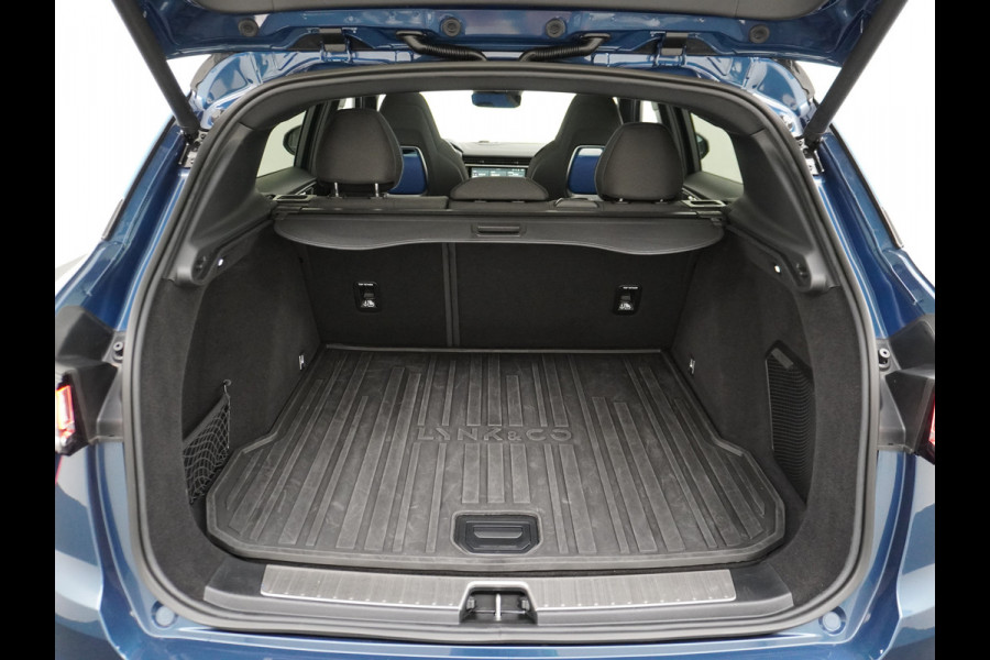 Lynk & Co 01 1.5 PHEV AUT-7 261pk Zwarte hemelbekleding Pano-Schuifdak Lmv 20" 360°Camera Apple Carplay Android Auto Adap.Cruise Navi Pdc Ecc Elek.Memory.Stoel File assistent Dodehoek detector Elektrisch bedienbare achterklep Rijstrooksensor Wifi Verkeersbord detectie 425Nm koppel 3,7kw laadvermogen €44.882 Nieuwprijs 1e Eigenaar Origineel NLse auto! Lynk & Co 01 1.5 PHEV AUT-7 261pk Zwarte hemelbekleding Pano-Schuifdak Lmv 20" 360°Camera Apple Carplay Android Auto Adap.Cruise Navi Pdc Ecc Elek.Memory.Stoel File assistent Dodehoek detector Elektrisch bedienbare achterklep Rijstrooksensor Wifi Verkeersbord detectie 425Nm koppel 3,7kw laadvermogen €44.882 Nieuwprijs 1e Eigenaar Origineel NLse auto!