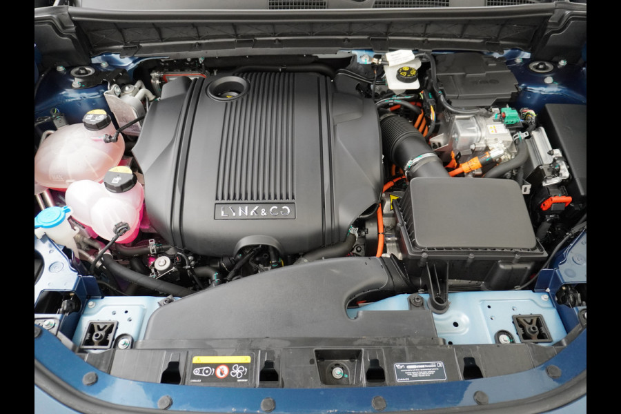 Lynk & Co 01 1.5 PHEV AUT-7 261pk Zwarte hemelbekleding Pano-Schuifdak Lmv 20" 360°Camera Apple Carplay Android Auto Adap.Cruise Navi Pdc Ecc Elek.Memory.Stoel File assistent Dodehoek detector Elektrisch bedienbare achterklep Rijstrooksensor Wifi Verkeersbord detectie 425Nm koppel 3,7kw laadvermogen €44.882 Nieuwprijs 1e Eigenaar Origineel NLse auto! Lynk & Co 01 1.5 PHEV AUT-7 261pk Zwarte hemelbekleding Pano-Schuifdak Lmv 20" 360°Camera Apple Carplay Android Auto Adap.Cruise Navi Pdc Ecc Elek.Memory.Stoel File assistent Dodehoek detector Elektrisch bedienbare achterklep Rijstrooksensor Wifi Verkeersbord detectie 425Nm koppel 3,7kw laadvermogen €44.882 Nieuwprijs 1e Eigenaar Origineel NLse auto!