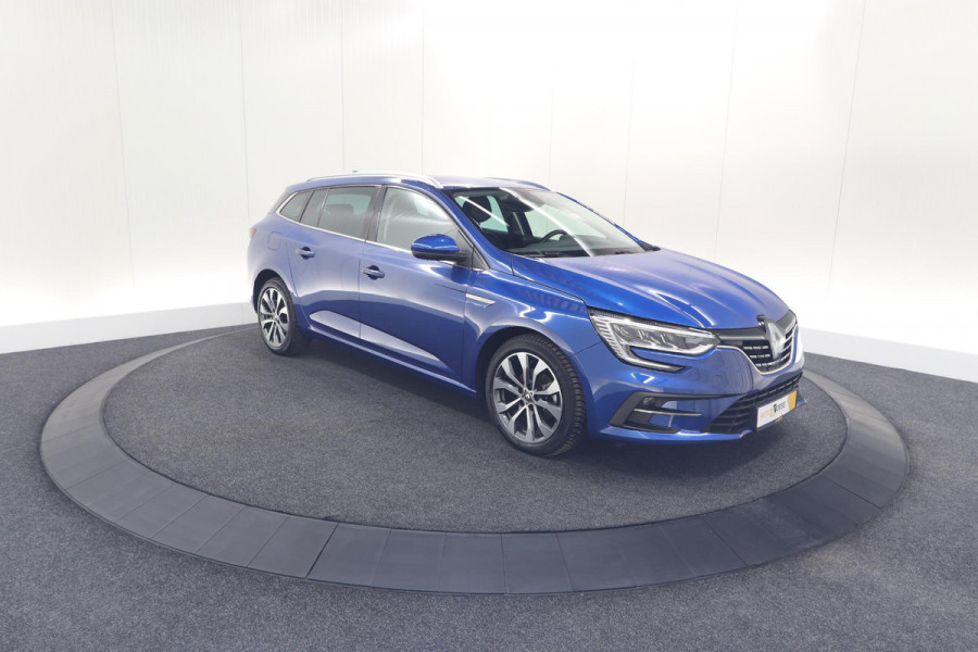 Renault MEGANE Estate TCe 140 EDC Techno | Trekhaak | Camera | Navigatie | 9.3 Inch Groot Scherm Renault MEGANE Estate TCe 140 EDC Techno | Trekhaak | Camera | Navigatie | 9.3 Inch Groot Scherm