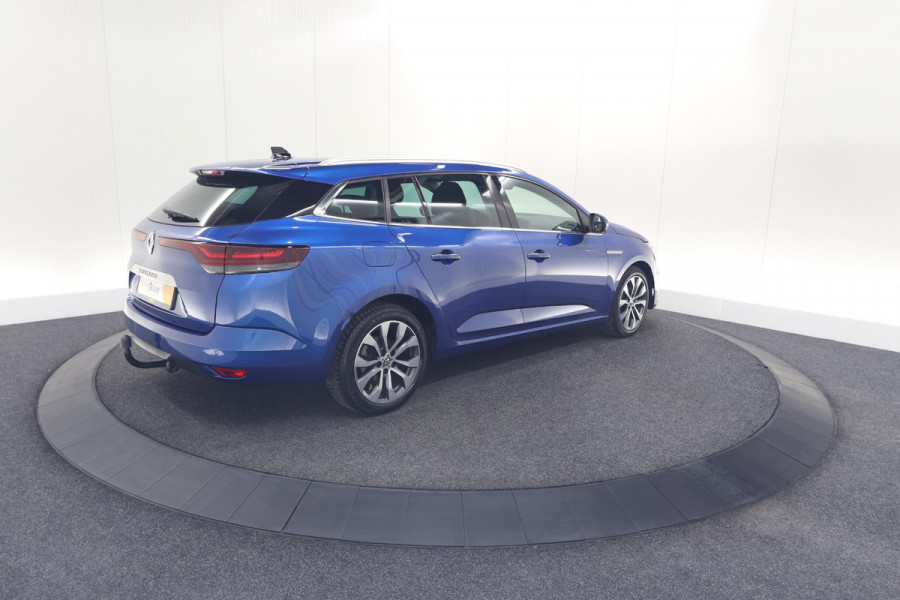 Renault MEGANE Estate TCe 140 EDC Techno | Trekhaak | Camera | Navigatie | 9.3 Inch Groot Scherm Renault MEGANE Estate TCe 140 EDC Techno | Trekhaak | Camera | Navigatie | 9.3 Inch Groot Scherm