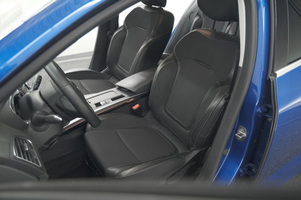 Renault MEGANE Estate TCe 140 EDC Techno | Trekhaak | Camera | Navigatie | 9.3 Inch Groot Scherm Renault MEGANE Estate TCe 140 EDC Techno | Trekhaak | Camera | Navigatie | 9.3 Inch Groot Scherm