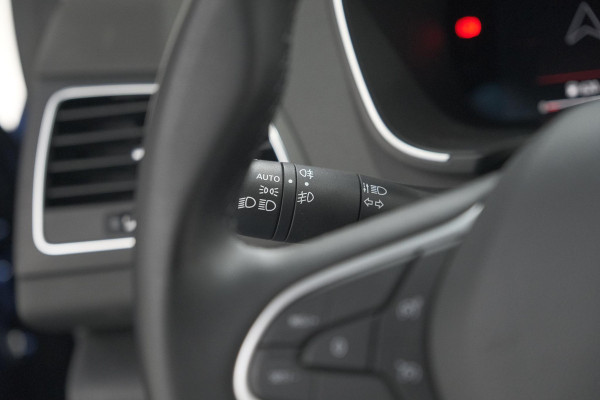 Renault MEGANE Estate TCe 140 EDC Techno | Trekhaak | Camera | Navigatie | 9.3 Inch Groot Scherm Renault MEGANE Estate TCe 140 EDC Techno | Trekhaak | Camera | Navigatie | 9.3 Inch Groot Scherm