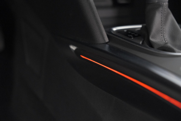 Renault MEGANE Estate TCe 140 EDC Techno | Trekhaak | Camera | Navigatie | 9.3 Inch Groot Scherm Renault MEGANE Estate TCe 140 EDC Techno | Trekhaak | Camera | Navigatie | 9.3 Inch Groot Scherm