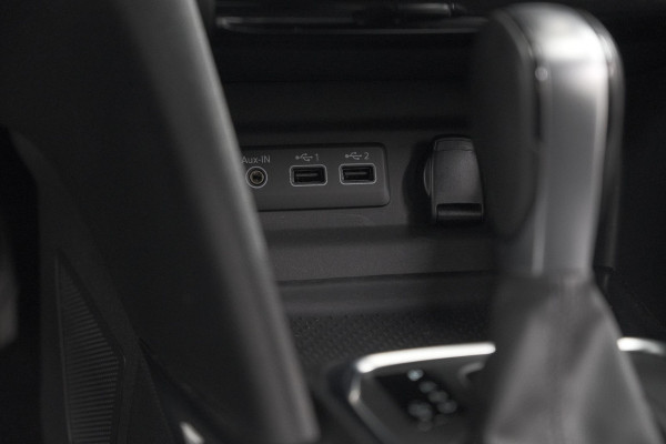 Renault MEGANE Estate TCe 140 EDC Techno | Trekhaak | Camera | Navigatie | 9.3 Inch Groot Scherm Renault MEGANE Estate TCe 140 EDC Techno | Trekhaak | Camera | Navigatie | 9.3 Inch Groot Scherm