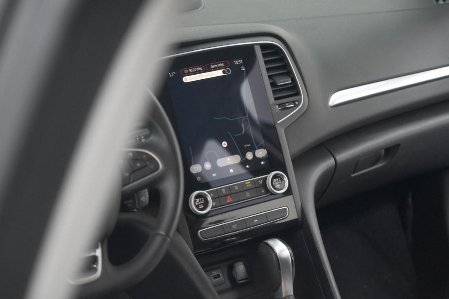 Renault MEGANE Estate TCe 140 EDC Techno | Trekhaak | Camera | Navigatie | 9.3 Inch Groot Scherm Renault MEGANE Estate TCe 140 EDC Techno | Trekhaak | Camera | Navigatie | 9.3 Inch Groot Scherm