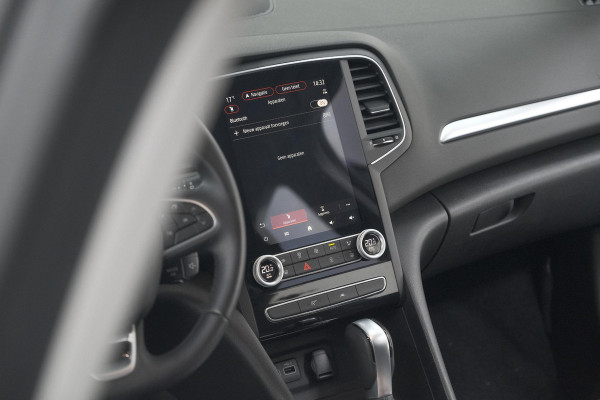 Renault MEGANE Estate TCe 140 EDC Techno | Trekhaak | Camera | Navigatie | 9.3 Inch Groot Scherm Renault MEGANE Estate TCe 140 EDC Techno | Trekhaak | Camera | Navigatie | 9.3 Inch Groot Scherm