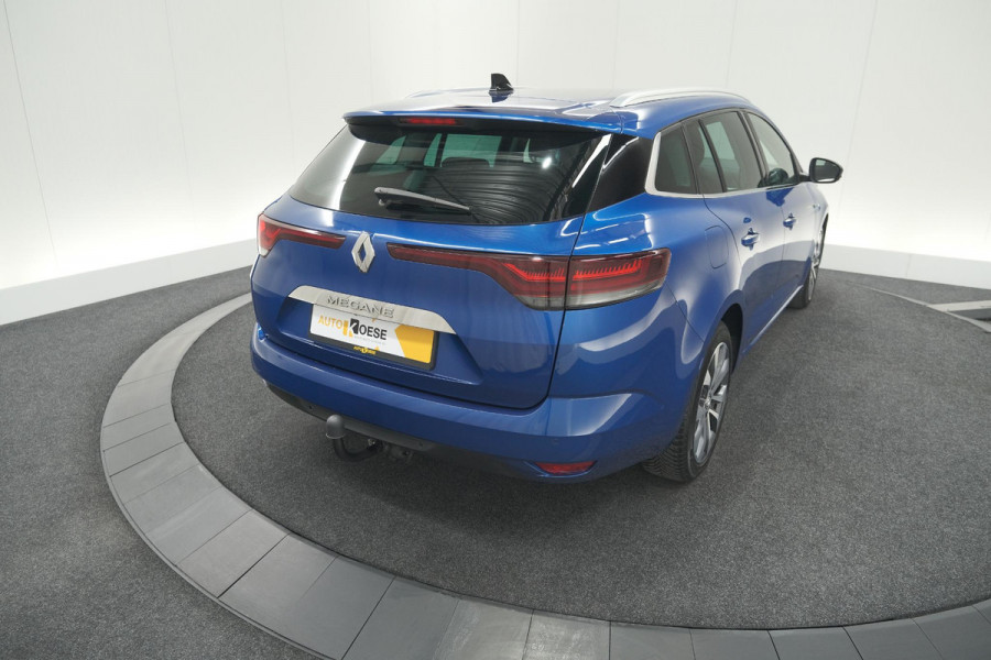 Renault MEGANE Estate TCe 140 EDC Techno | Trekhaak | Camera | Navigatie | 9.3 Inch Groot Scherm Renault MEGANE Estate TCe 140 EDC Techno | Trekhaak | Camera | Navigatie | 9.3 Inch Groot Scherm