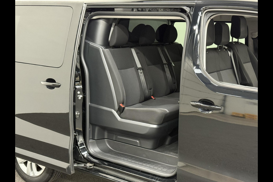 Peugeot Expert 2.0 BlueHDI 180PK Long Premium Dubbele Cabine Airco Bluetooth LM Velgen Look pakket Peugeot Expert 2.0 BlueHDI 180PK Long Premium Dubbele Cabine Airco Bluetooth LM Velgen Look pakket