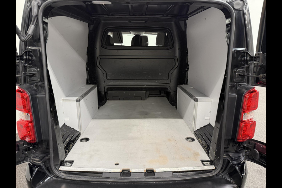 Peugeot Expert 2.0 BlueHDI 180PK Long Premium Dubbele Cabine Airco Bluetooth LM Velgen Look pakket Peugeot Expert 2.0 BlueHDI 180PK Long Premium Dubbele Cabine Airco Bluetooth LM Velgen Look pakket