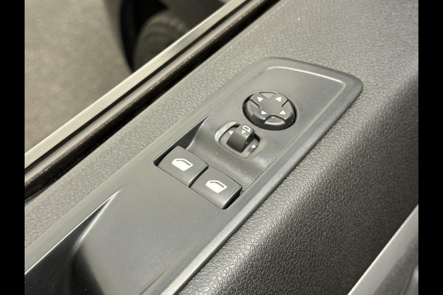Peugeot Expert 2.0 BlueHDI 180PK Long Premium Dubbele Cabine Airco Bluetooth LM Velgen Look pakket Peugeot Expert 2.0 BlueHDI 180PK Long Premium Dubbele Cabine Airco Bluetooth LM Velgen Look pakket
