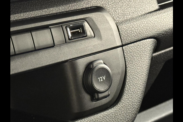 Peugeot Expert 2.0 BlueHDI 180PK Long Premium Dubbele Cabine Airco Bluetooth LM Velgen Look pakket Peugeot Expert 2.0 BlueHDI 180PK Long Premium Dubbele Cabine Airco Bluetooth LM Velgen Look pakket