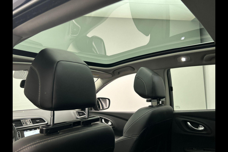 Renault Kadjar 1.6 TCe Intens 163PK Trekhaak Pano/dak Navigatie Origineel NL Renault Kadjar 1.6 TCe Intens 163PK Trekhaak Pano/dak Navigatie Origineel NL