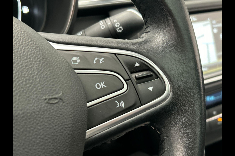 Renault Kadjar 1.6 TCe Intens 163PK Trekhaak Pano/dak Navigatie Origineel NL Renault Kadjar 1.6 TCe Intens 163PK Trekhaak Pano/dak Navigatie Origineel NL