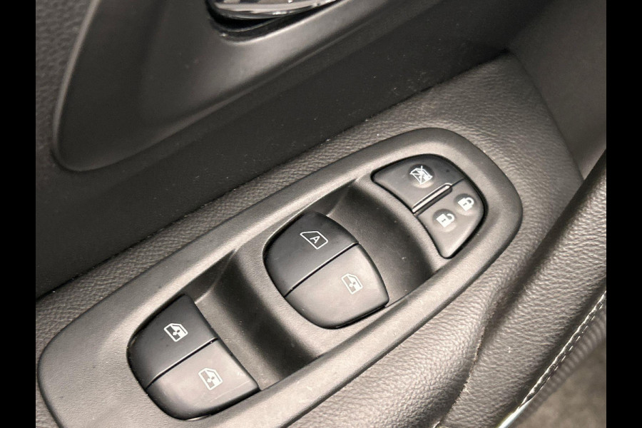 Renault Kadjar 1.6 TCe Intens 163PK Trekhaak Pano/dak Navigatie Origineel NL Renault Kadjar 1.6 TCe Intens 163PK Trekhaak Pano/dak Navigatie Origineel NL