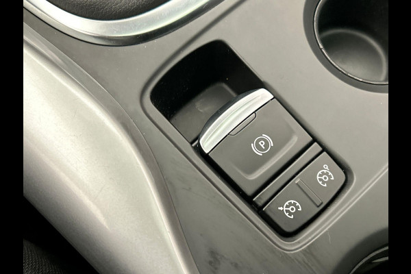 Renault Kadjar 1.6 TCe Intens 163PK Trekhaak Pano/dak Navigatie Origineel NL Renault Kadjar 1.6 TCe Intens 163PK Trekhaak Pano/dak Navigatie Origineel NL