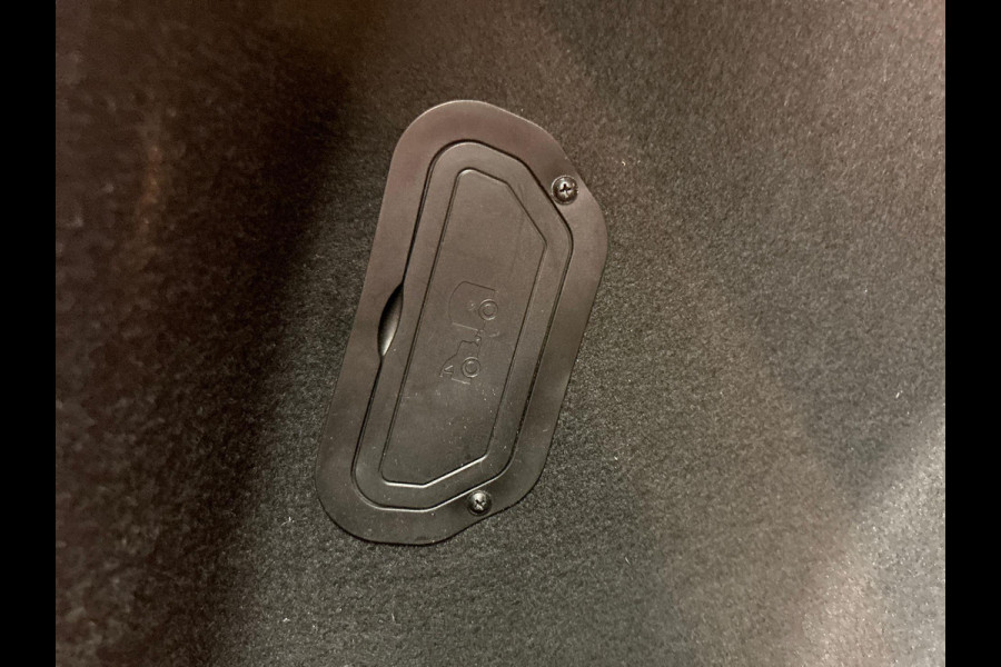 Renault Kadjar 1.6 TCe Intens 163PK Trekhaak Pano/dak Navigatie Origineel NL Renault Kadjar 1.6 TCe Intens 163PK Trekhaak Pano/dak Navigatie Origineel NL