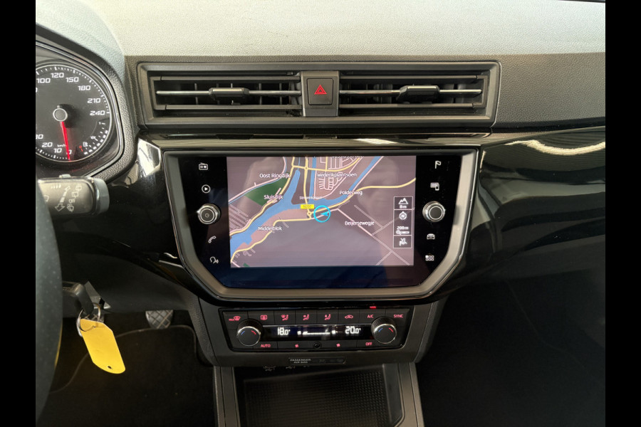 Seat Ibiza 1.0 TSi FR Business Intense CAMERA/LED/CARPLAY/NAVI/ADAPT.CRUISE/TREKHAAK Seat Ibiza 1.0 TSi FR Business Intense CAMERA/LED/CARPLAY/NAVI/ADAPT.CRUISE/TREKHAAK