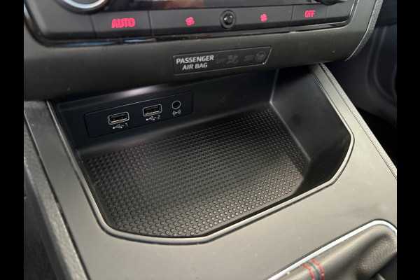 Seat Ibiza 1.0 TSi FR Business Intense CAMERA/LED/CARPLAY/NAVI/ADAPT.CRUISE/TREKHAAK Seat Ibiza 1.0 TSi FR Business Intense CAMERA/LED/CARPLAY/NAVI/ADAPT.CRUISE/TREKHAAK