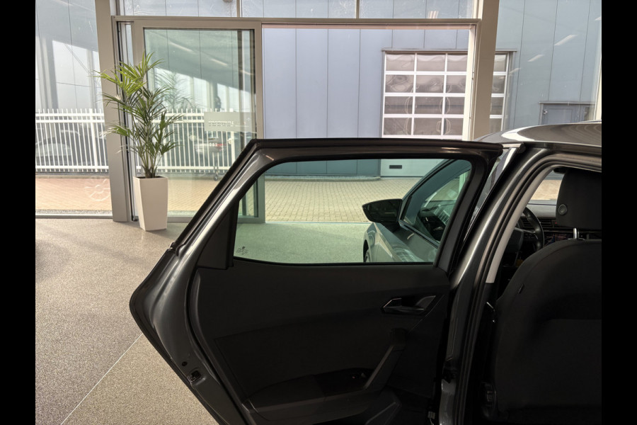 Seat Ibiza 1.0 TSi FR Business Intense CAMERA/LED/CARPLAY/NAVI/ADAPT.CRUISE/TREKHAAK Seat Ibiza 1.0 TSi FR Business Intense CAMERA/LED/CARPLAY/NAVI/ADAPT.CRUISE/TREKHAAK