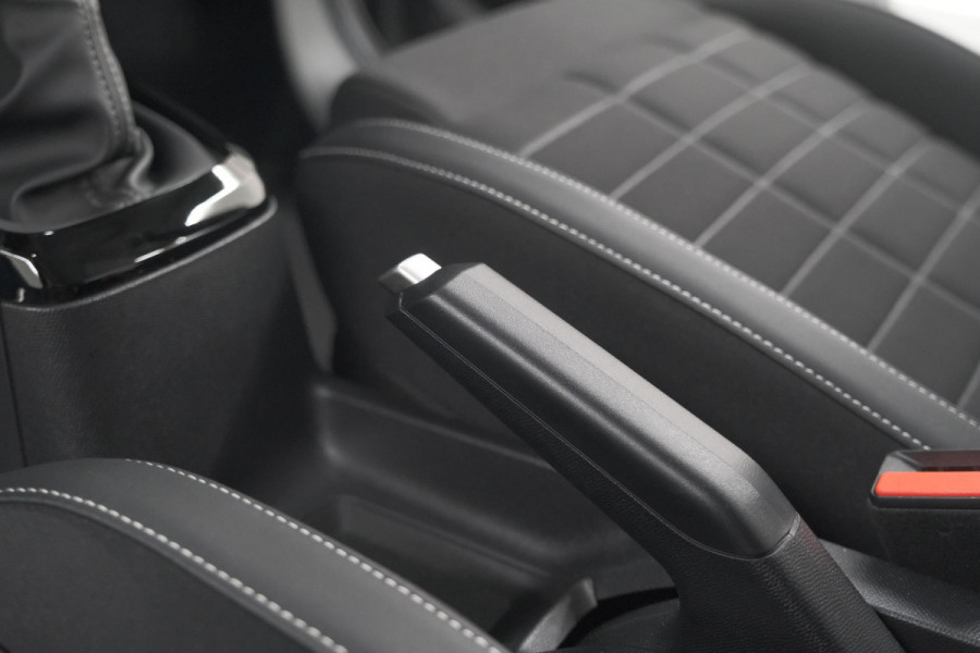 Citroën C3 Turbo 100pk Max | Nieuw Model | Camera | Navigatie | Apple Carplay | Parkeersensoren