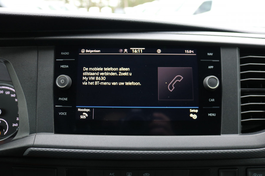 Volkswagen Transporter 2.0 TDI L1 H1 110pk Airco Navigatie Trekhaak