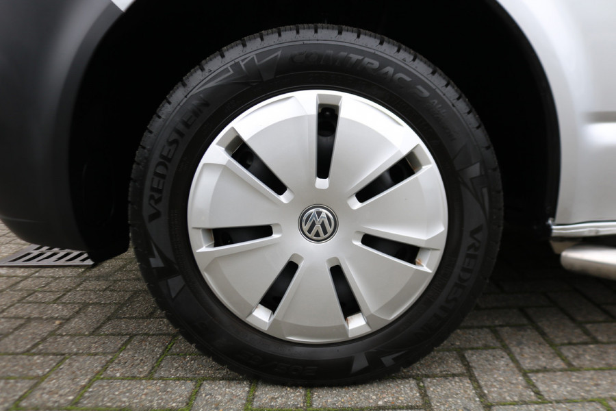 Volkswagen Transporter 2.0 TDI L1 H1 110pk Airco Navigatie Trekhaak