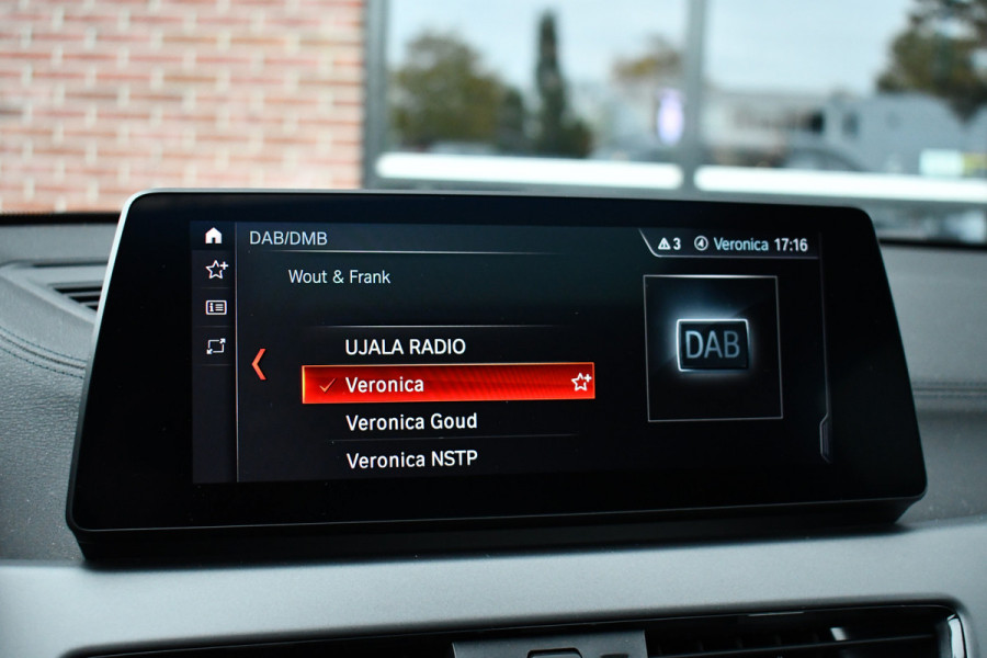 BMW X2 xDrive25e M-Sport Goldplay Pano ACC HUD Camera M-zetels