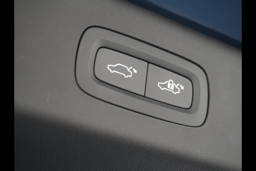 Lynk & Co 01 PHEV AUT-7 261pk Pano-Schuifdak Lmv 20" 360°Camera Apple Carplay Android Auto Adap.Cruise Navi Pdc Ecc Keyless Led Plug-In Hybri Elek.Memory.Stoel File assistent Dodehoek detector Elektrisch bedienbare achterklep Rijstrooksensor Wifi Verkeersbord detectie 425Nm koppel 3,7kw laadvermogen €41.882 Nieuwprijs 1e Eigenaar Origineel NLse auto! Lynk & Co 01 PHEV AUT-7 261pk Pano-Schuifdak Lmv 20" 360°Camera Apple Carplay Android Auto Adap.Cruise Navi Pdc Ecc Keyless Led Plug-In Hybri Elek.Memory.Stoel File assistent Dodehoek detector Elektrisch bedienbare achterklep Rijstrooksensor Wifi Verkeersbord detectie 425Nm koppel 3,7kw laadvermogen €41.882 Nieuwprijs 1e Eigenaar Origineel NLse auto!