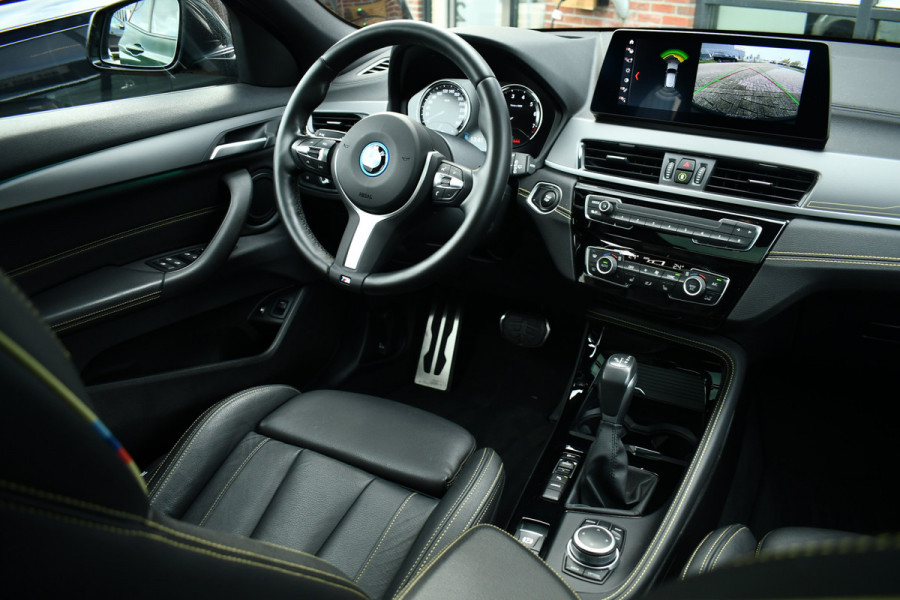 BMW X2 xDrive25e M-Sport Goldplay Pano ACC HUD Camera M-zetels