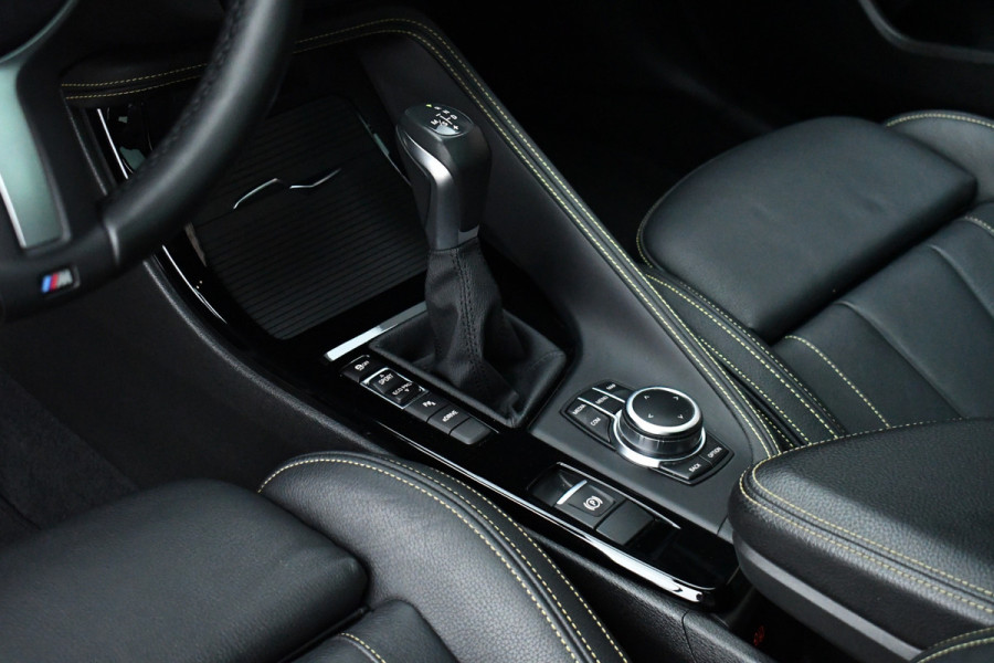 BMW X2 xDrive25e M-Sport Goldplay Pano ACC HUD Camera M-zetels