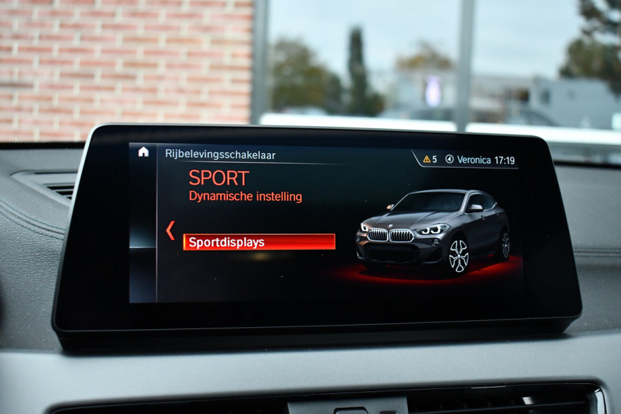 BMW X2 xDrive25e M-Sport Goldplay Pano ACC HUD Camera M-zetels