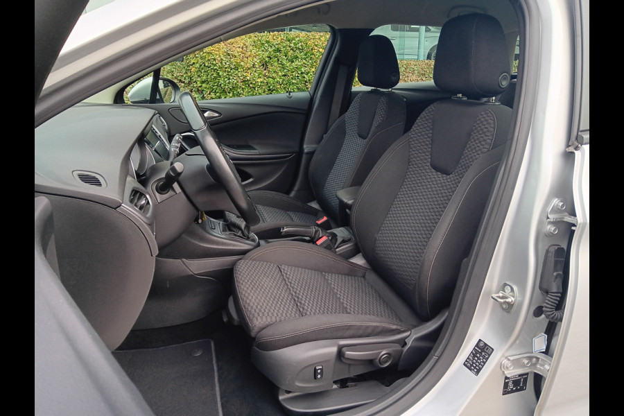 Opel Astra Sports Tourer 1.0 Edition+ Navi, Clima, Camera, PDC, 17" LMV, incl 12 MAANDEN BOVAGGARANTIE
