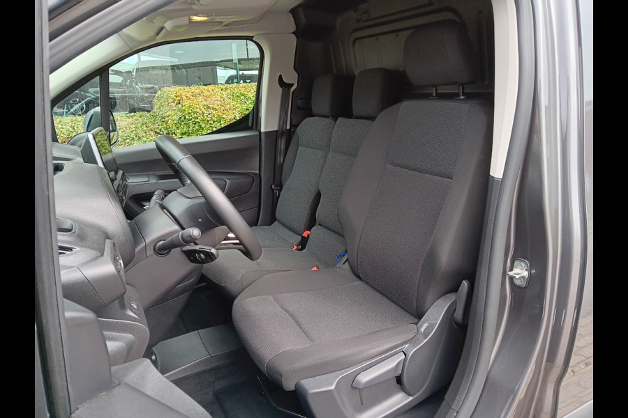 Fiat Doblò 1.5D 100pk L1 1000kg, 3-zitter, Airco, PDC, Camera, Trekhaak incl. 12 mnd BOVAG-garantie Fiat Doblò 1.5D 100pk L1 1000kg, 3-zitter, Airco, PDC, Camera, Trekhaak incl. 12 mnd BOVAG-garantie