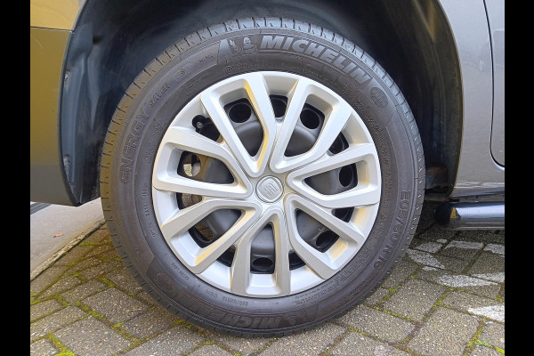 Fiat Doblò 1.5D 100pk L1 1000kg, 3-zitter, Airco, PDC, Camera, Trekhaak incl. 12 mnd BOVAG-garantie Fiat Doblò 1.5D 100pk L1 1000kg, 3-zitter, Airco, PDC, Camera, Trekhaak incl. 12 mnd BOVAG-garantie