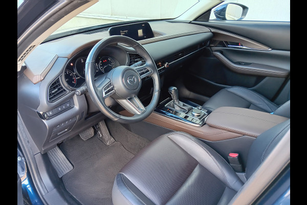 Mazda CX-30 2.0 e-SkyActiv M Hybrid 150PK Luxury AUTOMAAT, Leder, Navi, Clima, Head-up, etc. incl. 12 MND BOVAGGARANTIE Mazda CX-30 2.0 e-SkyActiv M Hybrid 150PK Luxury AUTOMAAT, Leder, Navi, Clima, Head-up, etc. incl. 12 MND BOVAGGARANTIE