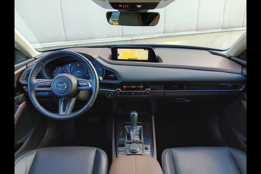 Mazda CX-30 2.0 e-SkyActiv M Hybrid 150PK Luxury AUTOMAAT, Leder, Navi, Clima, Head-up, etc. incl. 12 MND BOVAGGARANTIE Mazda CX-30 2.0 e-SkyActiv M Hybrid 150PK Luxury AUTOMAAT, Leder, Navi, Clima, Head-up, etc. incl. 12 MND BOVAGGARANTIE