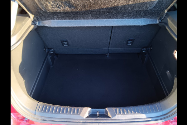 Mazda CX-3 2.0 SkyActiv-G 120 GT-M Line, Leder, Navi, Clima, Head-up, etc. incl. 12 MND BOVAGGARANTIE Mazda CX-3 2.0 SkyActiv-G 120 GT-M Line, Leder, Navi, Clima, Head-up, etc. incl. 12 MND BOVAGGARANTIE