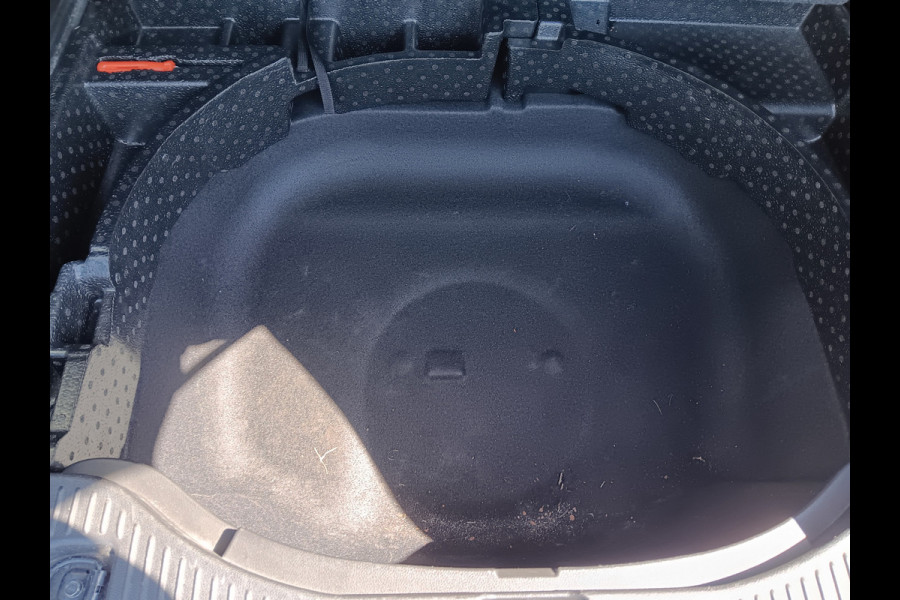 Opel Mokka X 1.4 Turbo Innovation, 18" LMV / NAVIGATIE / CAMERA / AIRCO / PDC / incl. 12 MND BOVAGGARANTIE Opel Mokka X 1.4 Turbo Innovation, 18" LMV / NAVIGATIE / CAMERA / AIRCO / PDC / incl. 12 MND BOVAGGARANTIE