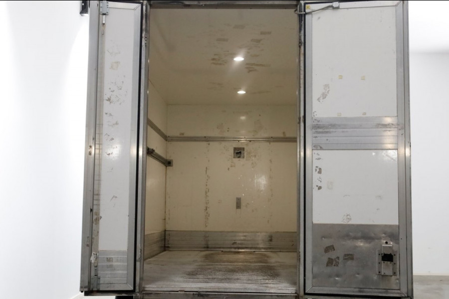 Volkswagen Crafter 35 2.0 TDI E6 Bakwagen met achterdeuren 2 Persoons 01-2020 Volkswagen Crafter 35 2.0 TDI E6 Bakwagen met achterdeuren 2 Persoons 01-2020