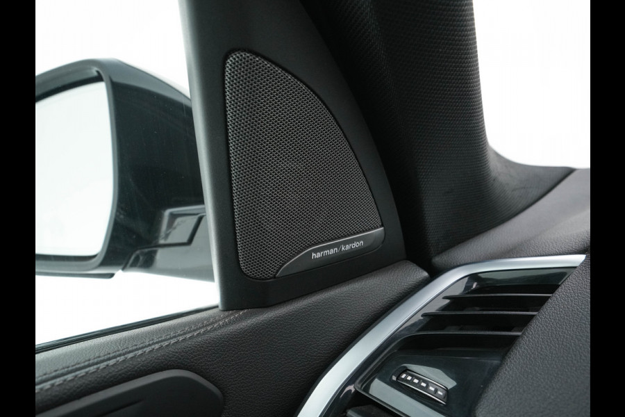 BMW X5 M50d High Executive M-Sportpack Aut. *PANO | HEAD-UP | DESIGN-LEATHER | LASER-LIGHT | TOP-VIEW | HARMAN/KARDON | MEMORY-PACK | DIGI-COCKPIT | DAB+ | HEATED-COMFORTSEATS | NAVI-FULLMAP | KEYLESS | TOWBAR | 21''ALU*