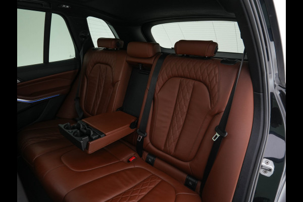 BMW X5 M50d High Executive M-Sportpack Aut. *PANO | HEAD-UP | DESIGN-LEATHER | LASER-LIGHT | TOP-VIEW | HARMAN/KARDON | MEMORY-PACK | DIGI-COCKPIT | DAB+ | HEATED-COMFORTSEATS | NAVI-FULLMAP | KEYLESS | TOWBAR | 21''ALU*