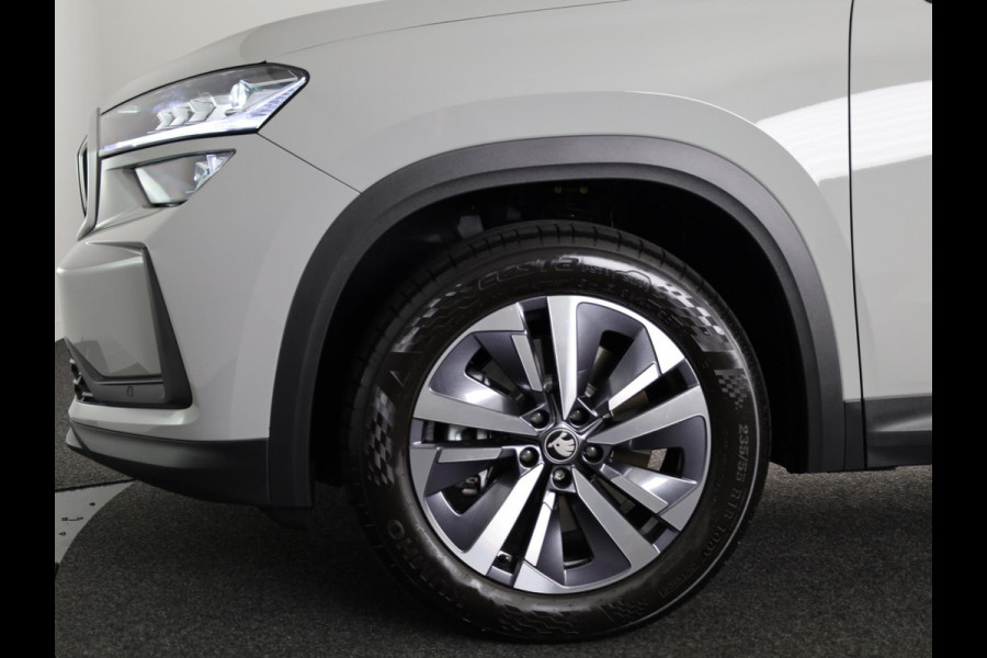 Škoda Kodiaq 1.5 TSI MHEV Business Edition 7p. 150 pk Automaat (DSG) | 7-Persoons | Panoramadak | Led Matrix | Trekhaak (wegklapbaar) | Adaptive Cruise | Dode hoek sensoren | Elek. stoel Škoda Kodiaq 1.5 TSI MHEV Business Edition 7p. 150 pk Automaat (DSG) | 7-Persoons | Panoramadak | Led Matrix | Trekhaak (wegklapbaar) | Adaptive Cruise | Dode hoek sensoren | Elek. stoel