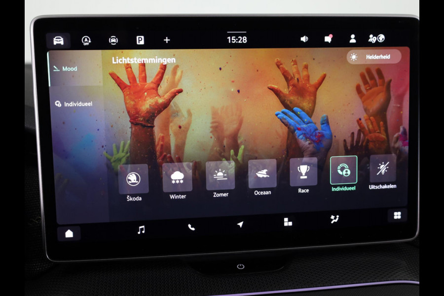 Škoda Kodiaq 1.5 TSI MHEV Business Edition 7p. 150 pk Automaat (DSG) | 7-Persoons | Panoramadak | Led Matrix | Trekhaak (wegklapbaar) | Adaptive Cruise | Dode hoek sensoren | Elek. stoel Škoda Kodiaq 1.5 TSI MHEV Business Edition 7p. 150 pk Automaat (DSG) | 7-Persoons | Panoramadak | Led Matrix | Trekhaak (wegklapbaar) | Adaptive Cruise | Dode hoek sensoren | Elek. stoel