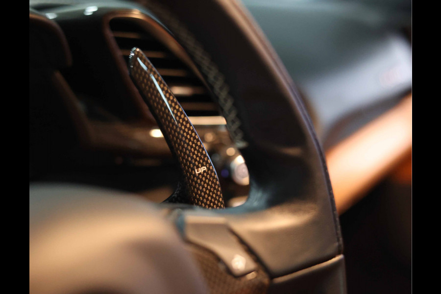 Ferrari 488 3.9 GTB HELE | Rosso Fuoco - Historie - Cuoio